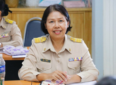 การประชุมขับเคลื่อนการปฏิบัติงานตามระบบการส่งเสริมสหกรณ์และกลุ่มเกษตรกร ประจำเดือนตุลาคม 2568 ของสำนักงานสหกรณ์จังหวัดนครศรีธรรมราช ประจำปีงบประมาณ พ.ศ.2569 วาระก่อนการประชุม ได้มีการมอบเกียรติคุณนักส่งเสริมสหกรณ์ดีเด่นและพนักงานราชการดีเด่น ประจำปี พ.ศ. ... พารามิเตอร์รูปภาพ 35